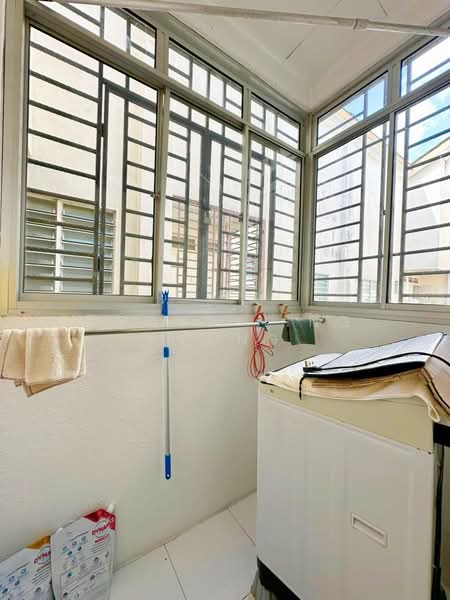 Taman Seri Setanggi untuk Untuk Dijual - RM 246,000, Mac 2026 - Balcony - PropertyGuru.com.my