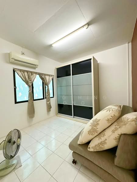 Taman Seri Setanggi untuk Untuk Dijual - RM 246,000, Mac 2026 - Bedroom - PropertyGuru.com.my