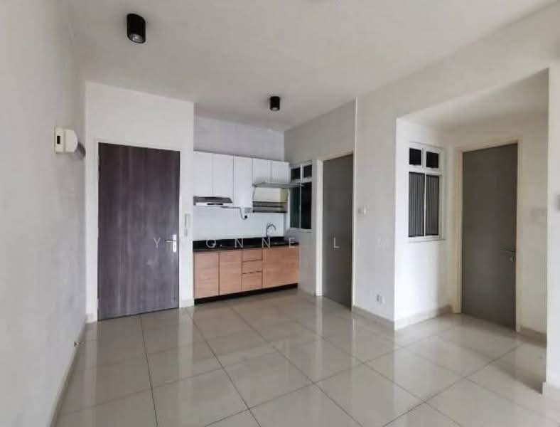 Service Residence for Sale at Skysuites @ Meldrum Hills - Yvonne Lim - Kitchen - PropertyGuru.com.my