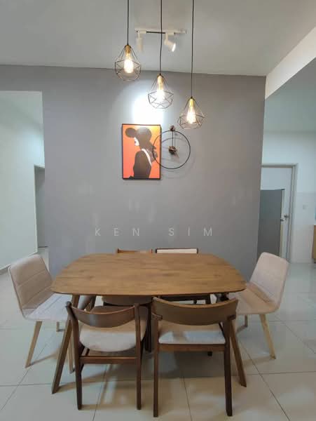 Service Residence for Rent at Meridin Bayvue Serviced Apartment - Ken Sim - Dining Room - PropertyGuru.com.my