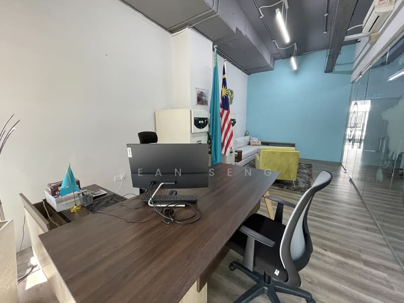 UOA Business Park @ Kencana Square untuk Untuk Disewa - RM 5,500 /bulan, Apr 2026 - Interior - PropertyGuru.com.my