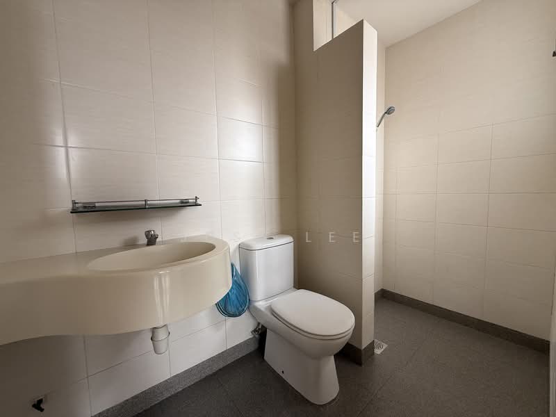 Service Residence for Sale at Platinum Lake PV 21 - Josh Lee - Bathroom - PropertyGuru.com.my