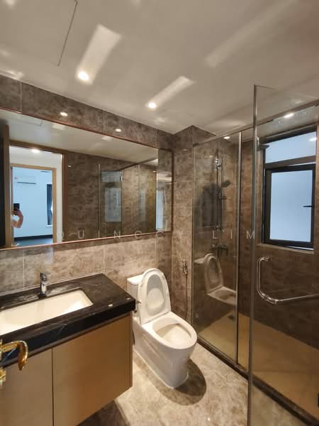 R&F Princess Cove Phase 2-Seine Region untuk Untuk Disewa - RM 2,500 /bulan, Mac 2026 - Bathroom - PropertyGuru.com.my