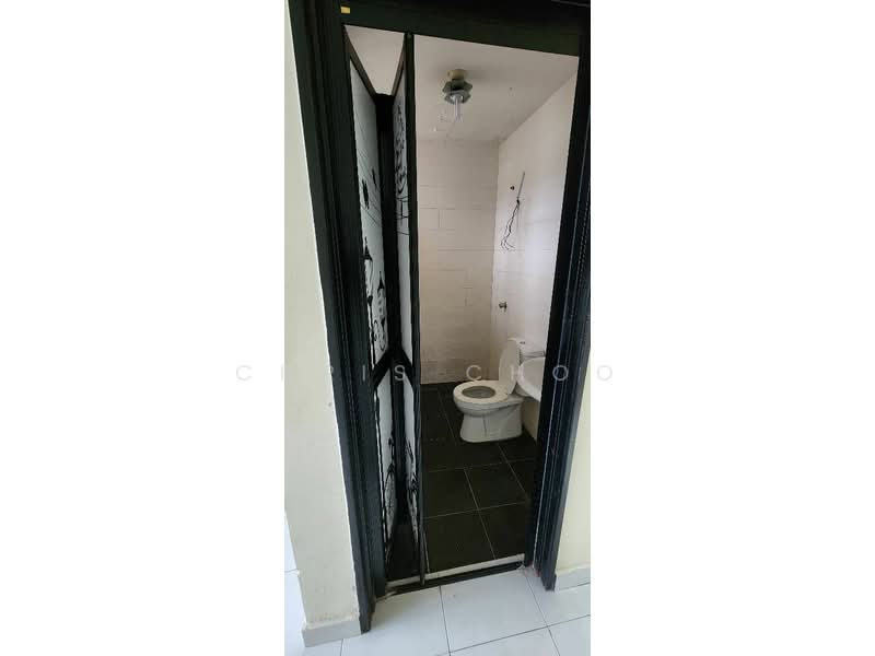 Service Residence for Sale at Diamond Regency - Chris Choo - Bathroom - PropertyGuru.com.my