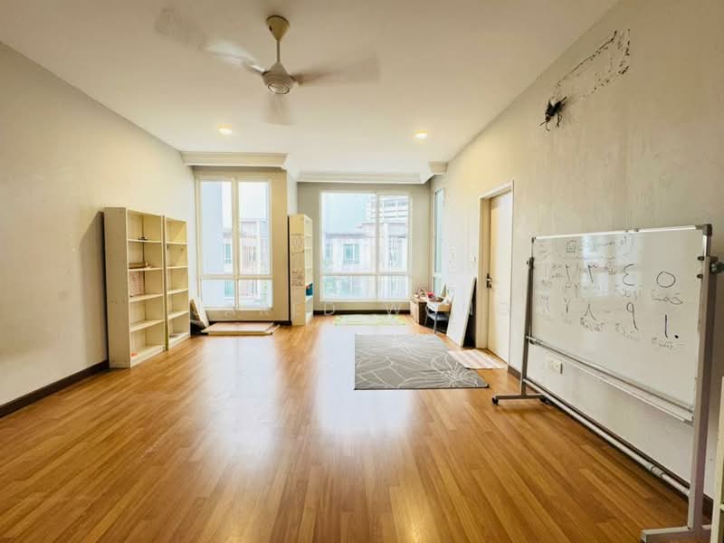 3-storey Terraced House for Sale in Cyberjaya (Selangor) - Jared Wong - Study - PropertyGuru.com.my