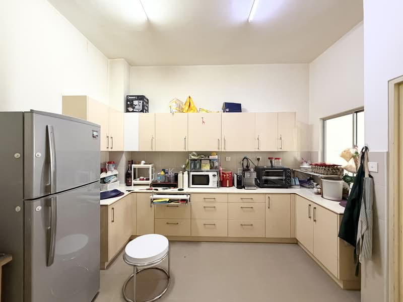 Alam Sutera untuk Untuk Dijual - RM 1,200,000, Apr 2026 - Kitchen - PropertyGuru.com.my