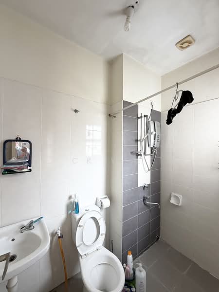 Alam Sutera untuk Untuk Dijual - RM 1,200,000, Apr 2026 - Bathroom - PropertyGuru.com.my