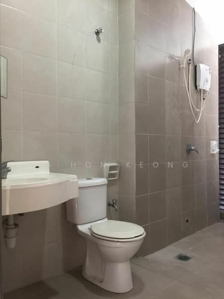 Terraced House for Sale in Bandar Puteri Puchong (Puchong) - Ng Hon Keong - Bathroom - PropertyGuru.com.my