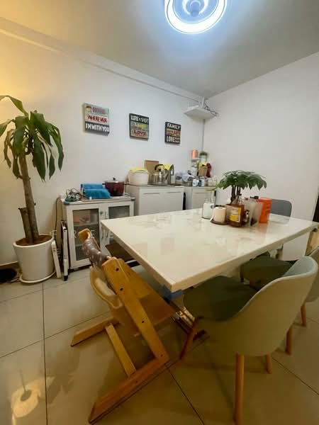 Laman Ara Utama untuk Untuk Dijual - RM 728,000, Apr 2026 - Dining Room - PropertyGuru.com.my