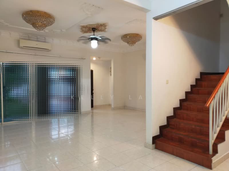 3-storey Terraced House for Sale in Taman Tasik Indah Mewah (Batu) - Kelly Lai - PropertyGuru.com.my