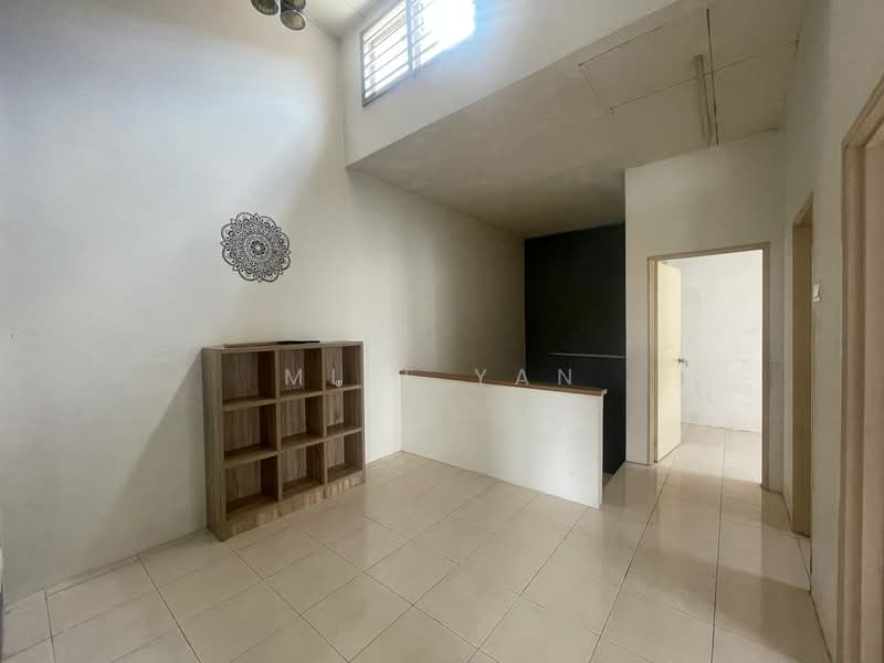 Saujana Utama 3 untuk Untuk Disewa - RM 1,700 /bulan, Mac 2026 - Interior - PropertyGuru.com.my