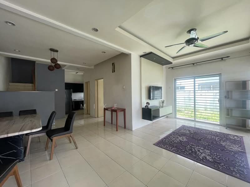 Saujana Utama 3 untuk Untuk Disewa - RM 1,700 /bulan, Mac 2026 - Living Room - PropertyGuru.com.my