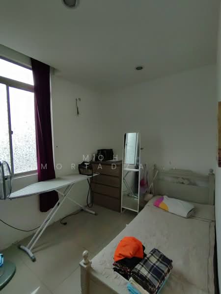 Semi-Detached House for Sale in Bandar Saujana Putra (Tanjong Duabelas) - Mohd Mortadza Ahmad - Bedroom - PropertyGuru.com.my