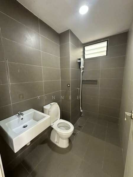 Condominium for Sale at Aspen Residences - Xinnee . - Bathroom - PropertyGuru.com.my