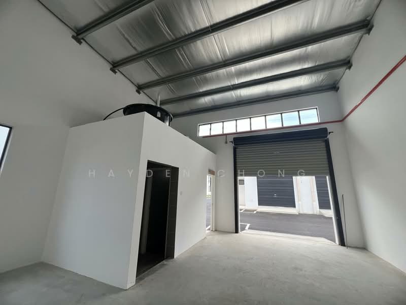 Terrace Factory for Rent in Taman Lagenda Putra (Kulai) - Hayden Chong - Interior - PropertyGuru.com.my