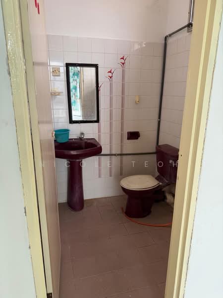 Semi-Detached House for Sale in Ipoh (Perak) - Nicole Teoh - Bathroom - PropertyGuru.com.my