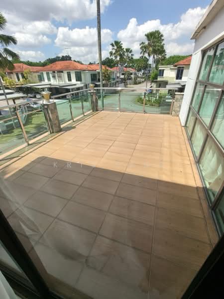 Cluster House for Sale in Taman Sutera Utama (Skudai) - Kris Pang - Balcony - PropertyGuru.com.my