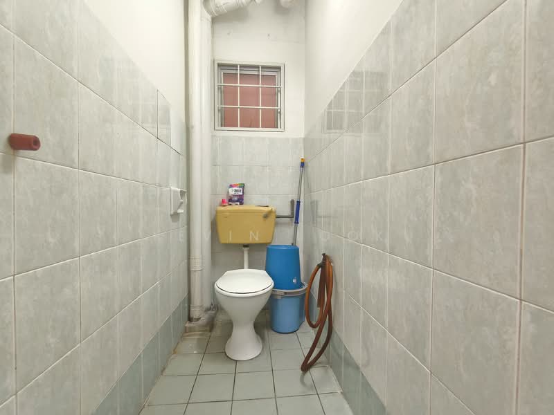 Apartment for Sale at Starville - Kevin Look - Bathroom - PropertyGuru.com.my