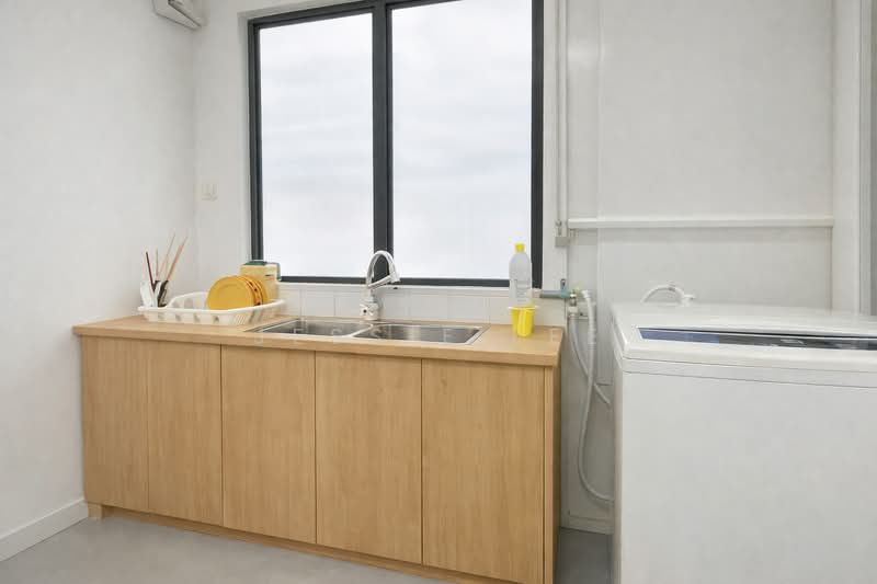 2-storey Terraced House for Sale in Taman Muda (Ampang) - Jessie Lee - Kitchen - PropertyGuru.com.my