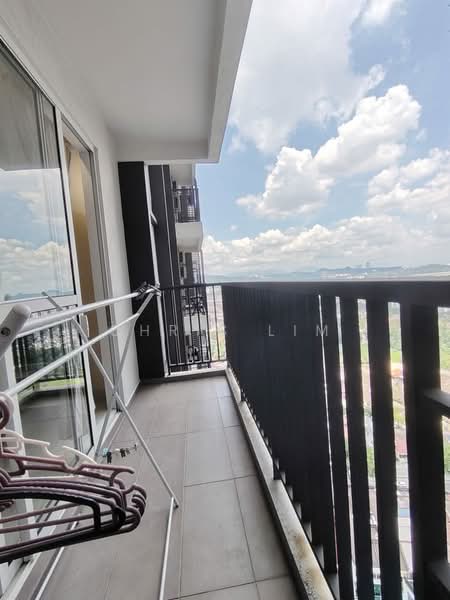 Servis Apartment untuk Disewa di Pinnacle Sri Petaling - Chris Lim - Balcony - PropertyGuru.com.my