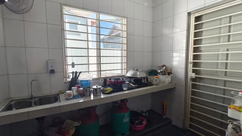 Semi-Detached House for Sale in Ampang (Selangor) - Mandy Khoo - Kitchen - PropertyGuru.com.my