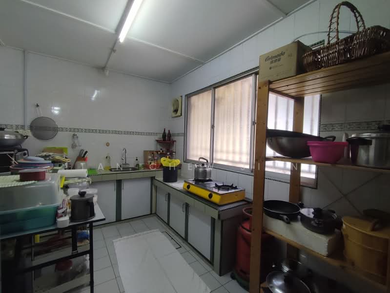 Taman Supreme untuk Untuk Dijual - RM 948,000, Mac 2026 - Kitchen - PropertyGuru.com.my