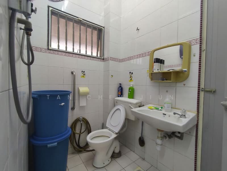 Taman Supreme untuk Untuk Dijual - RM 948,000, Mac 2026 - Bathroom - PropertyGuru.com.my