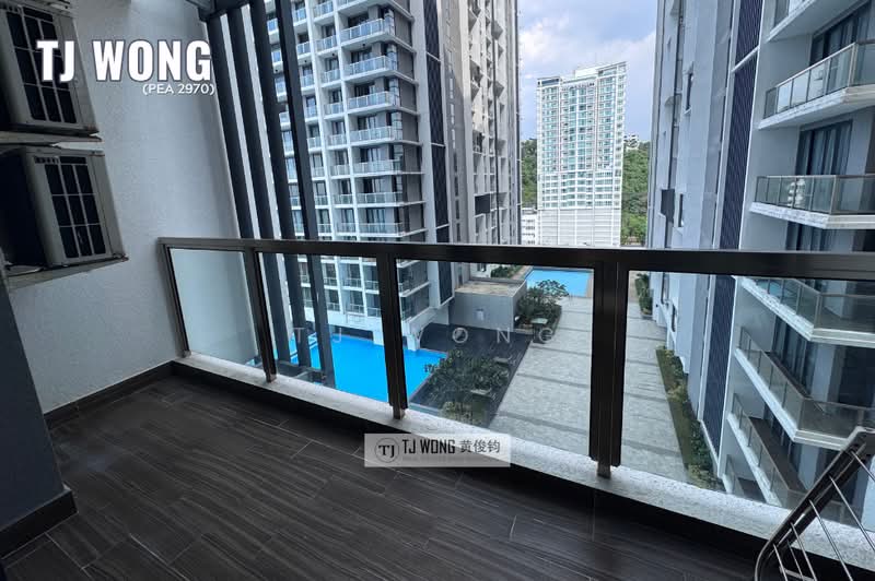 Master Bedroom Balcony