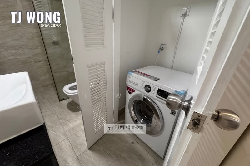 Bathroom 2 - Washer/Dryer