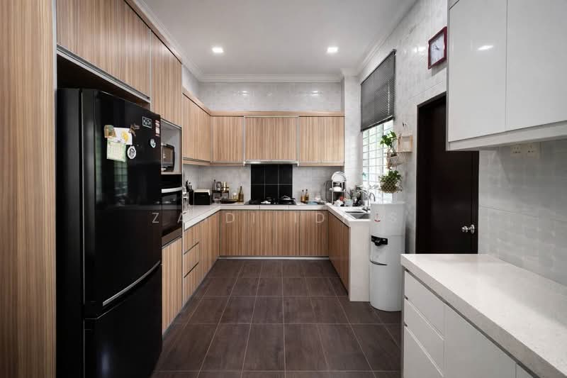 Bungalow for Sale in Subang Jaya (Selangor) - Zaidi Idris - Kitchen - PropertyGuru.com.my