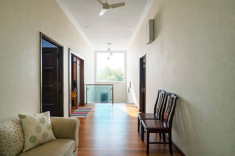 Bungalow for Sale in Subang Jaya (Selangor) - Zaidi Idris - Corridor - PropertyGuru.com.my
