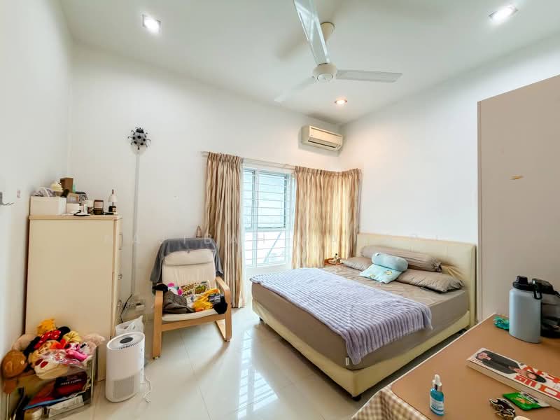 Semi-Detached House for Sale in Taman Saujana Emas (Kajang) - Najibah Sahari - PropertyGuru.com.my