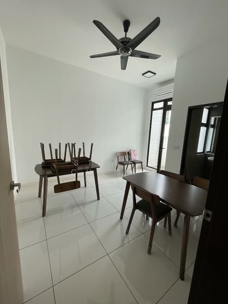 2-storey Terraced House for Sale in Denai Alam (Shah Alam) - Steven Cheong - Dining Room - PropertyGuru.com.my