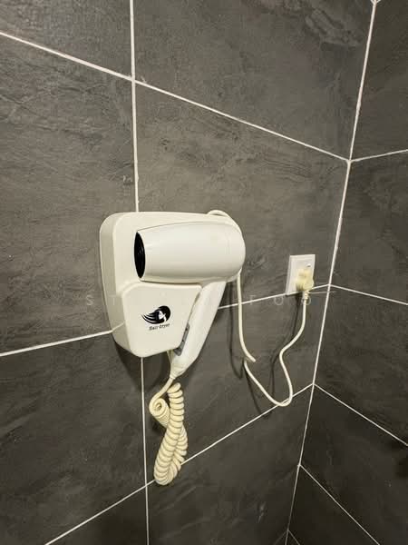 Servis Apartment untuk Disewa di Bell Suites - Stella Foo - Bathroom - PropertyGuru.com.my