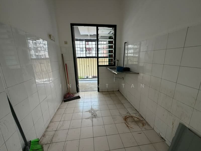 Apartment for Sale at Palma - Vincent Tan - Kitchen - PropertyGuru.com.my