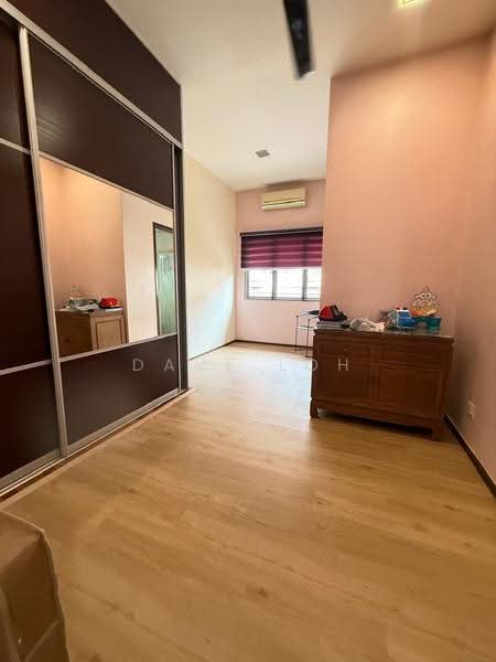 Rumah Teres 2.5-Tingkat untuk Dijual di Sunway SPK Damansara (Batu) - Dave Loh - Bedroom - PropertyGuru.com.my