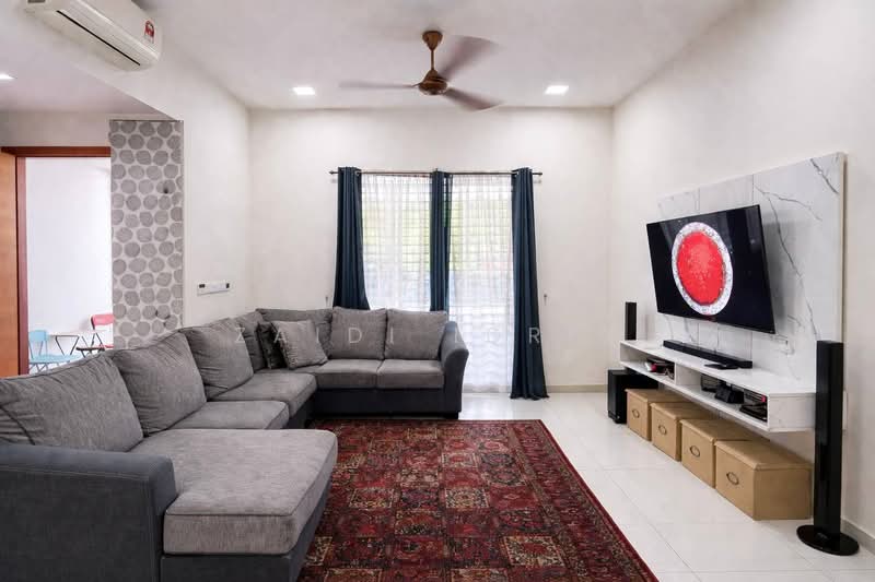 2-storey Terraced House for Sale in Kajang 2 (Kajang) - Zaidi Idris - Living Room - PropertyGuru.com.my