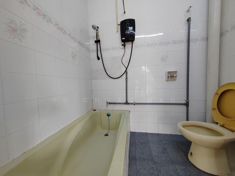 For Sale - Taman Kota Laksamana