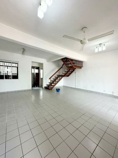 Terraced House for Rent in Subang Jaya (Selangor) - Jamie Leong - Living Room - PropertyGuru.com.my
