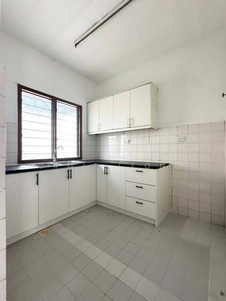 Terraced House for Rent in Subang Jaya (Selangor) - Jamie Leong - Kitchen - PropertyGuru.com.my