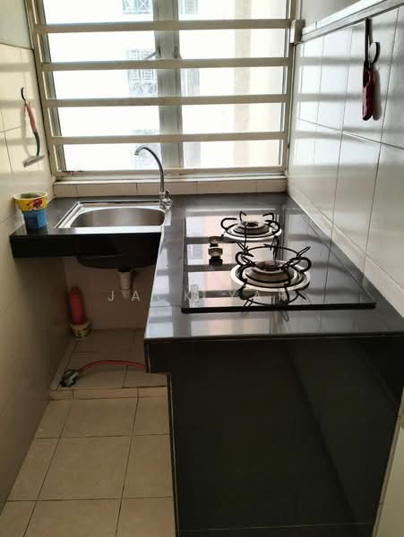 Putra Majestik untuk Untuk Disewa - RM 1,600 /bulan, Mac 2026 - Kitchen - PropertyGuru.com.my
