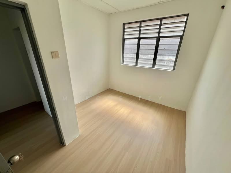 2-storey Terraced House for Sale in Bandar Putra (Kulai) - Marcus Tey - Interior - PropertyGuru.com.my