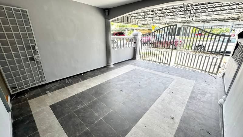 2-storey Terraced House for Sale in Bandar Putra (Kulai) - Marcus Tey - Exterior - PropertyGuru.com.my