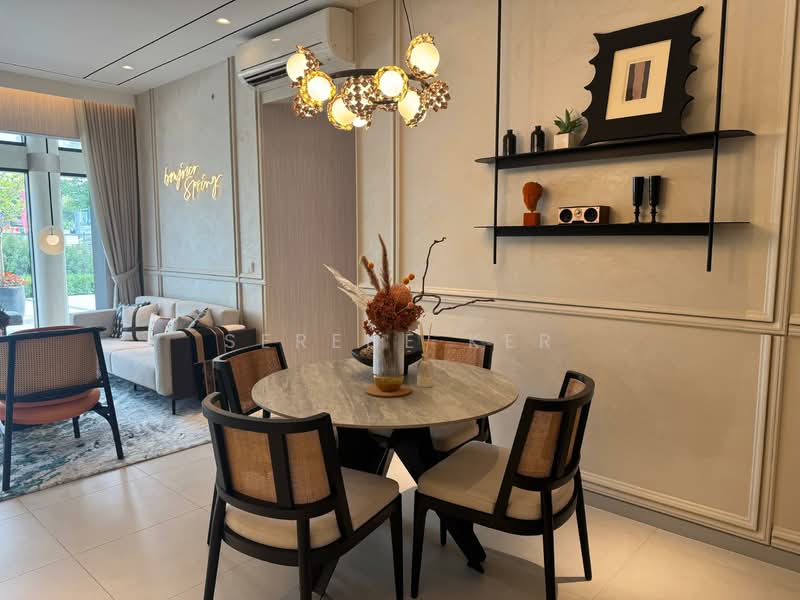 Stellaris @ Riana Dutamas untuk Untuk Dijual - RM 570,000, Mac 2026 - Living Room - PropertyGuru.com.my