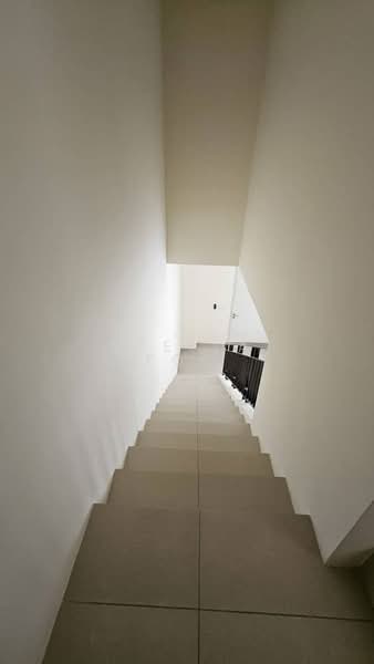 Terraced House for Sale in Dengkil (Selangor) - Stella Foo - Corridor - PropertyGuru.com.my