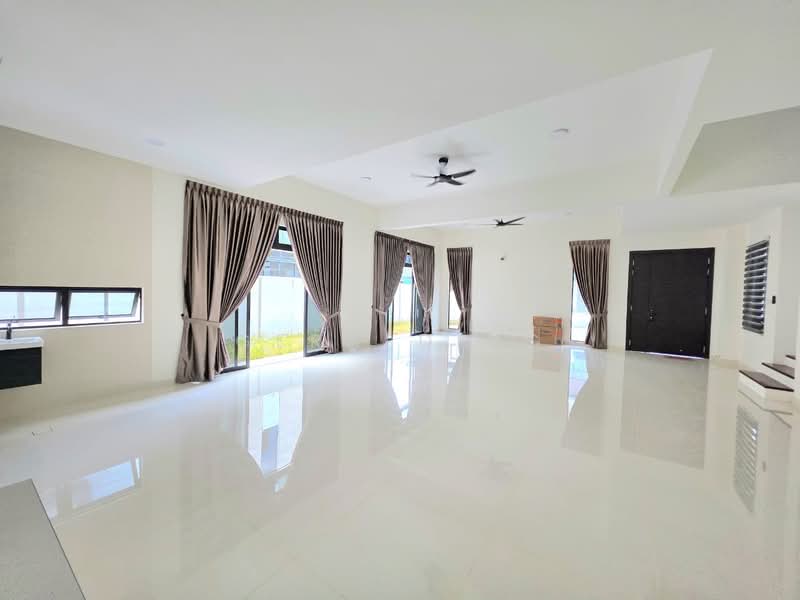 Semi-Detached House for Rent in Skudai (Johor) - Gerald Ng - Living Room - PropertyGuru.com.my