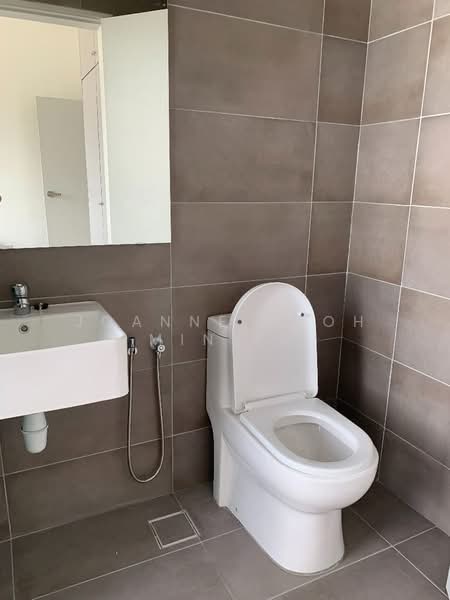 Condominium for Rent at Riana South - JOANNE NEOH MIN ER - Bathroom - PropertyGuru.com.my