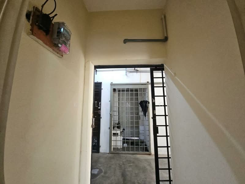 Apartment for Rent at Pangsapuri Lagoon Perdana - Kelvin Ho - Entrance - PropertyGuru.com.my
