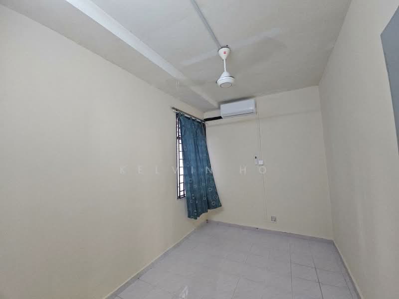 Apartment for Rent at Pangsapuri Lagoon Perdana - Kelvin Ho - Interior - PropertyGuru.com.my