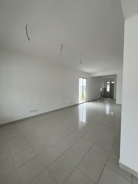 Terraced House for Sale in Johor Bahru (Johor) - Hui Hui Sim - Living Room - PropertyGuru.com.my